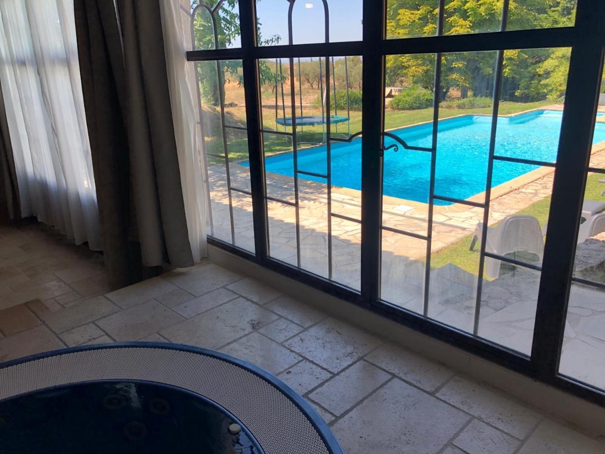 Le Pool House - Private Jacuzzi - Mas Des Sous Bois Hotel Ventabren Exterior photo